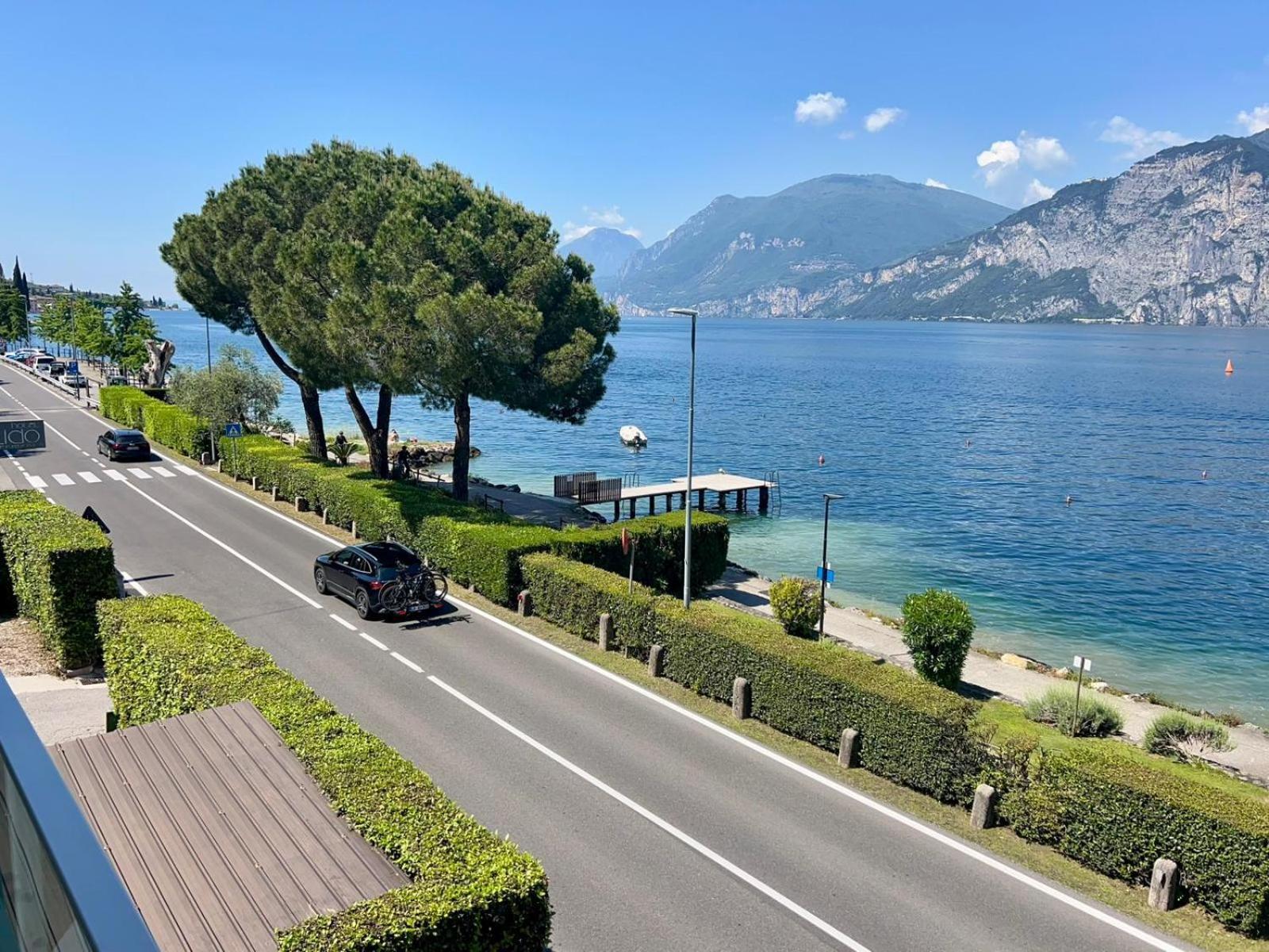 Апартаменты Val Di Sogno Grand View Мальчезине Экстерьер фото