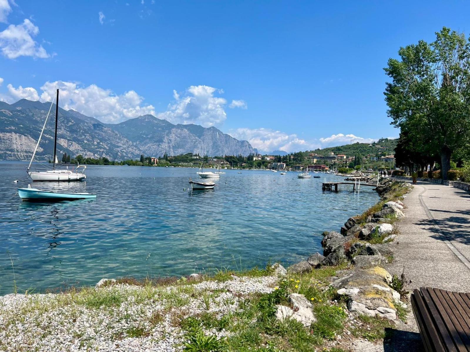 Апартаменты Val Di Sogno Grand View Мальчезине Экстерьер фото