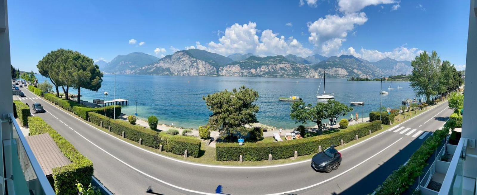 Апартаменты Val Di Sogno Grand View Мальчезине Экстерьер фото