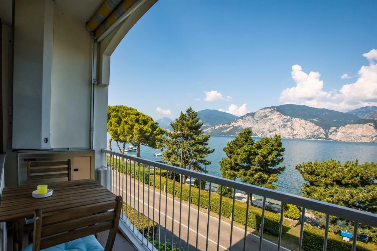 Апартаменты Val Di Sogno Grand View Мальчезине Экстерьер фото