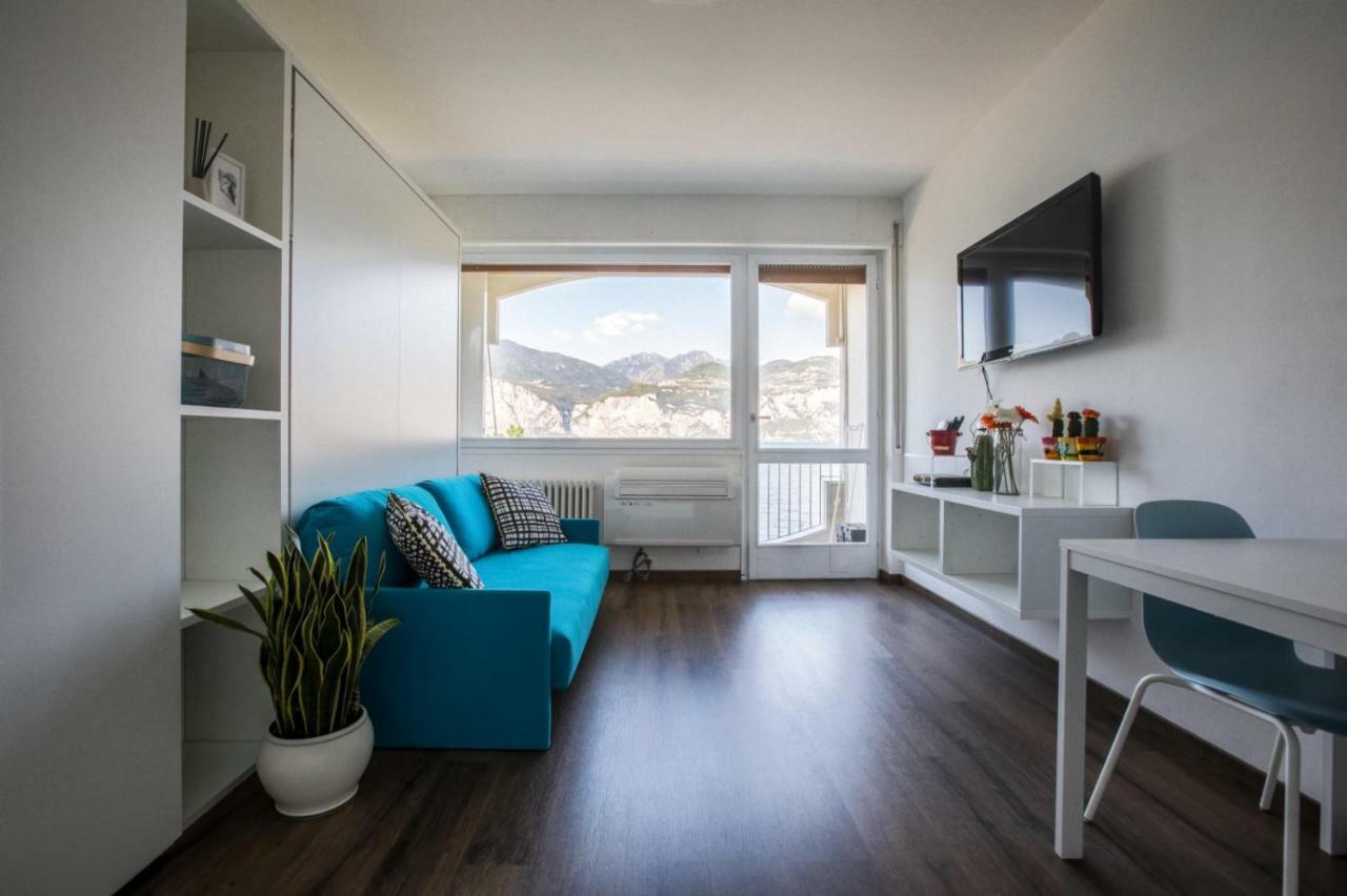 Апартаменты Val Di Sogno Grand View Мальчезине Экстерьер фото